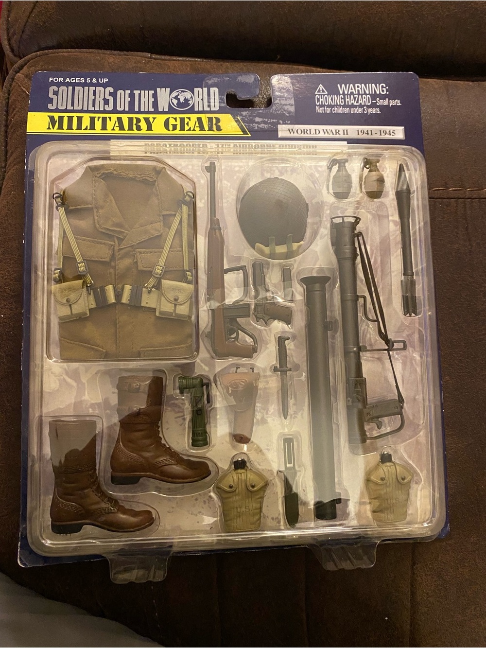 Soldiers of the World WWII Military Gear Action Figure Clothing and Gear